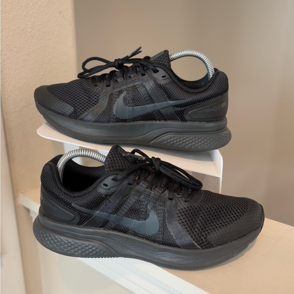 Nike Other - Nike Run Swift 2 Men's Black Athletic Running Shoes Sneakers CU3517-002 Size 7.5